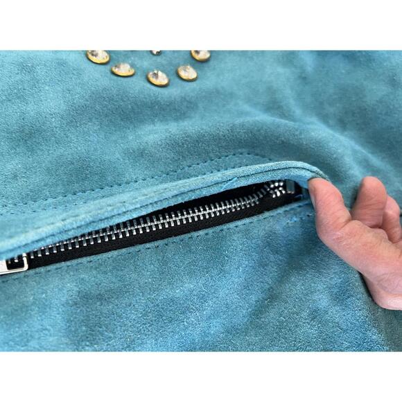 Understated Leather Wanted Shorts in Turquoise Stone - Picture 8 of 9